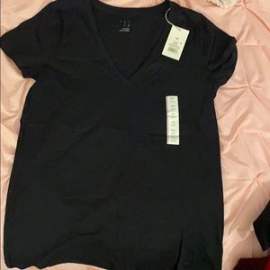 Black Tee
